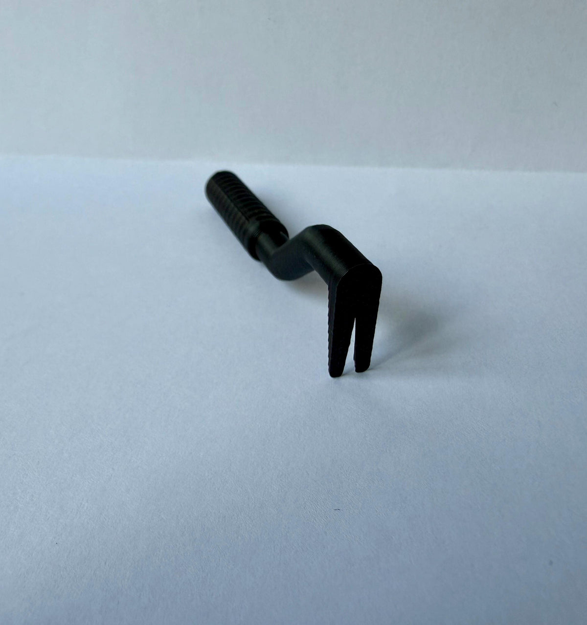 dog tick removal tool